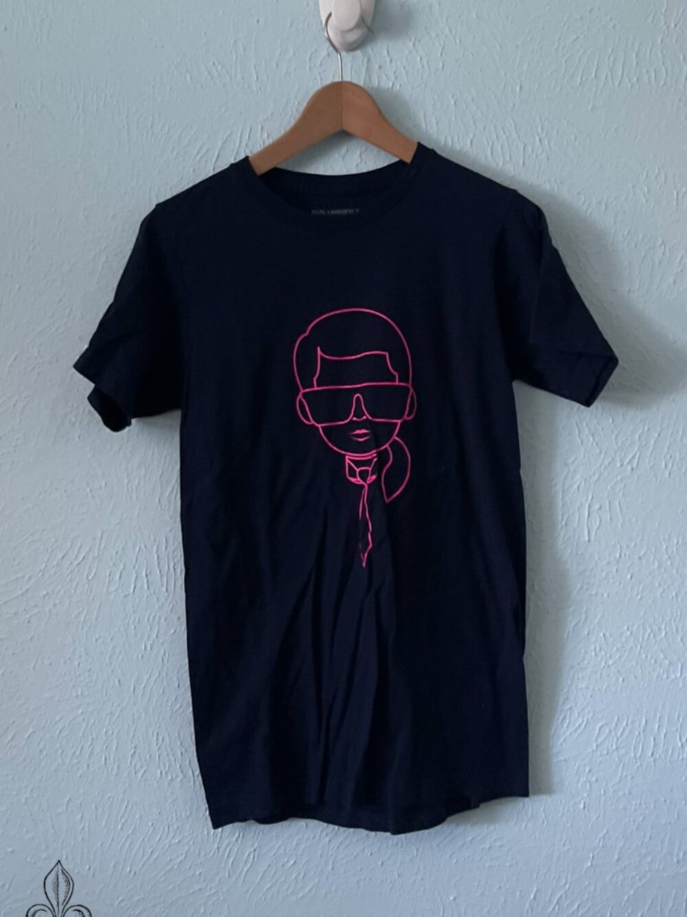 🖤Karl Lagerfeld graphic tee🖤